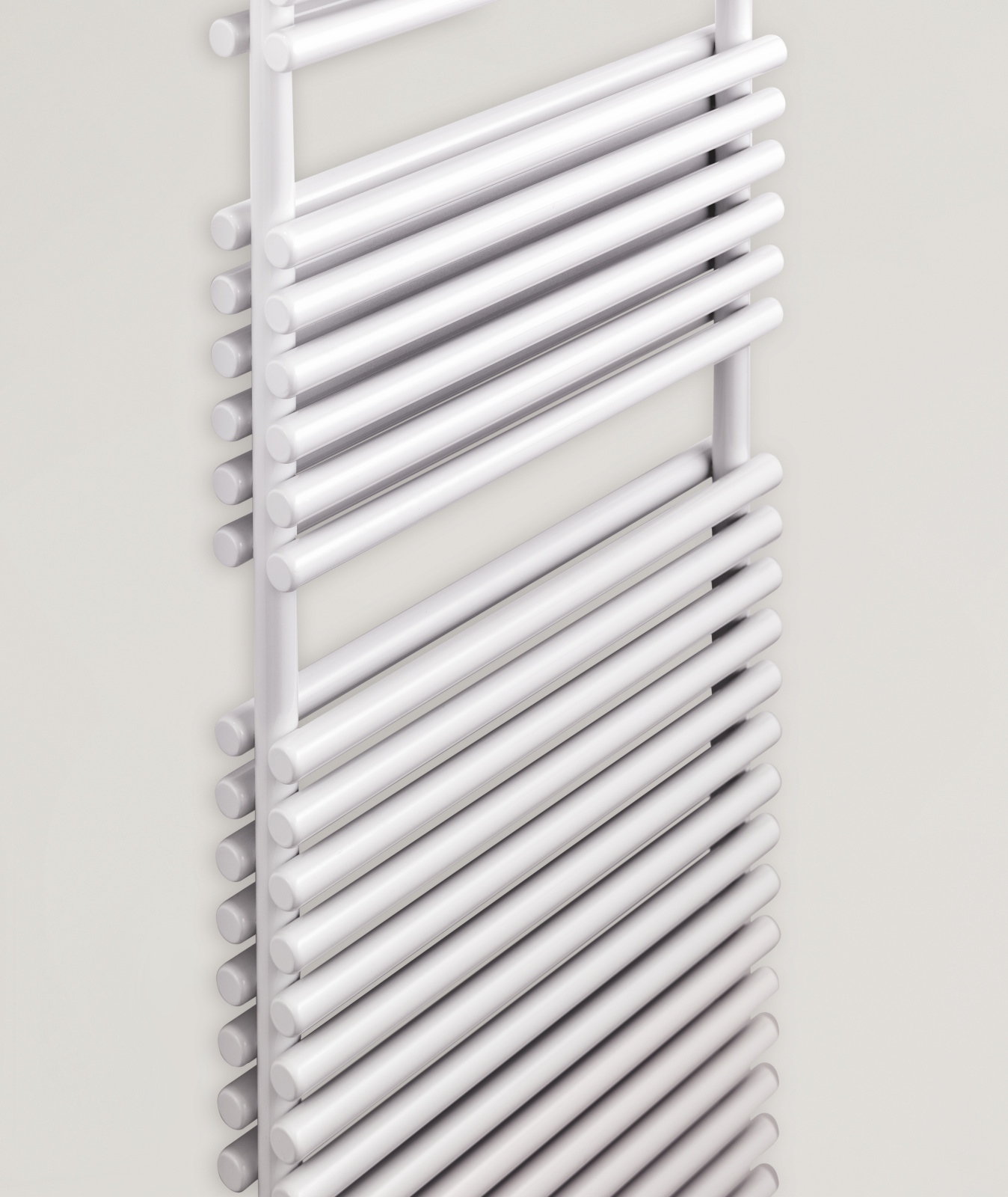 Zehnder Ovida Double Towel Radiator. 1876mm x 596mm. White (RAL9016) finish. Radiators.co.uk