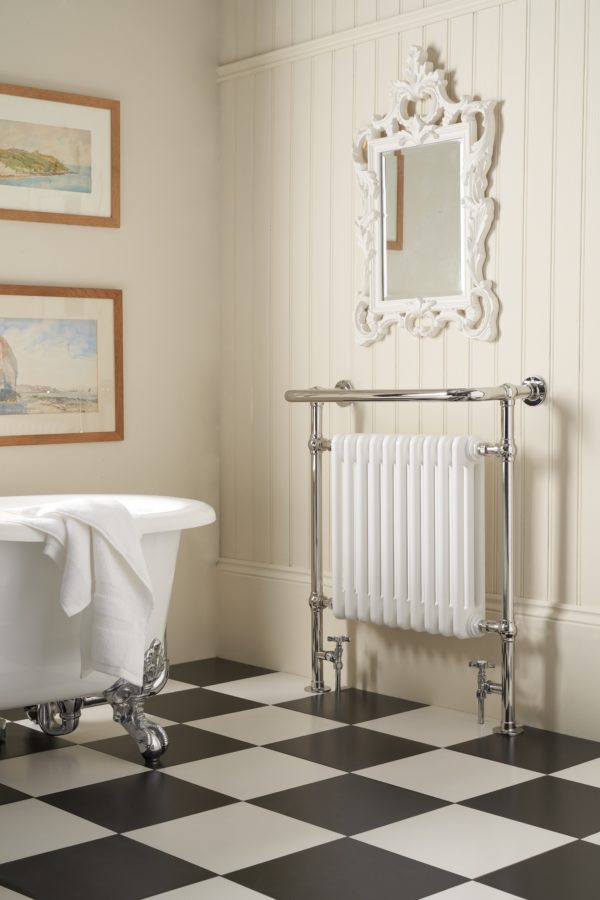 Zehnder Balmoral traditional towel radiator. 850mm x 735mm. Chrome finish.